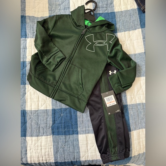 Under Armour Other - Under Armour Jacket & Pant Set // Green and Black